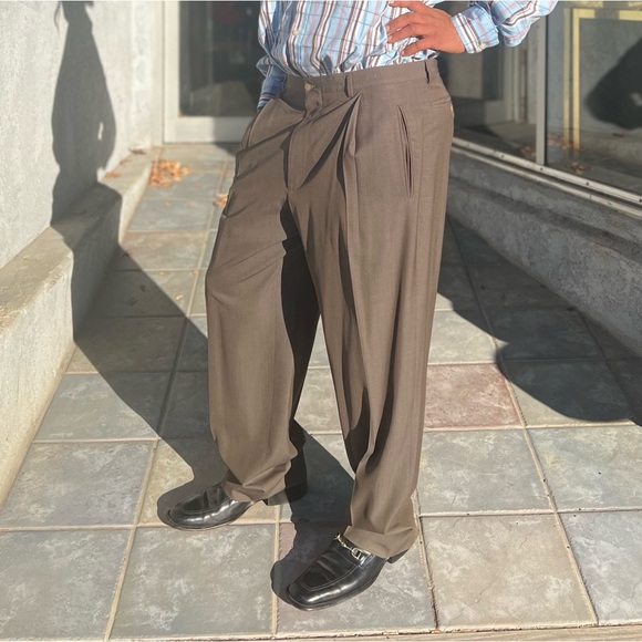 Giorgio Armani Pleated Wool Trousers – Made in Italy – Size 38x32 - Picture 5 of 7